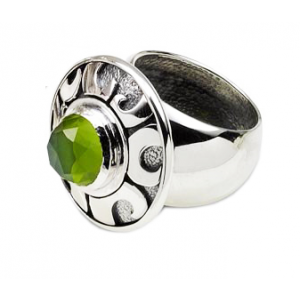 Sterling Silver Ring with Green Perdiot Stone Rafael Jewelry Jüdischer Schmuck