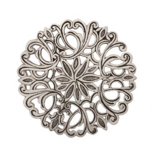 Yair Emanuel Round Aluminum Trivet with Silver Oriental Flower Servierelemente