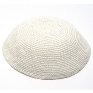 White Knitted Kippah with Simple Crocheted Pattern Kipás