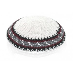 15 Centimetre White Knitted Kippah with Black, Red and Grey Geometric Pattern Feste & Feiertage