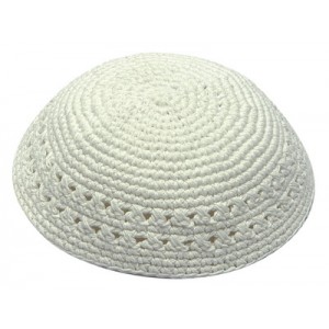 White Knitted Kippah with Two Rows of Small Air Holes Kipás