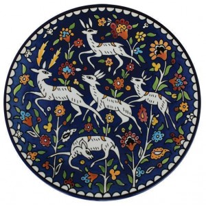 Armenian Ceramic Plate with Sprinting Gazelles & Flowers Armenische Keramik