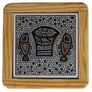 Armenian Wooden Coaster with Mosaic Fish & Bread Armenische Keramik